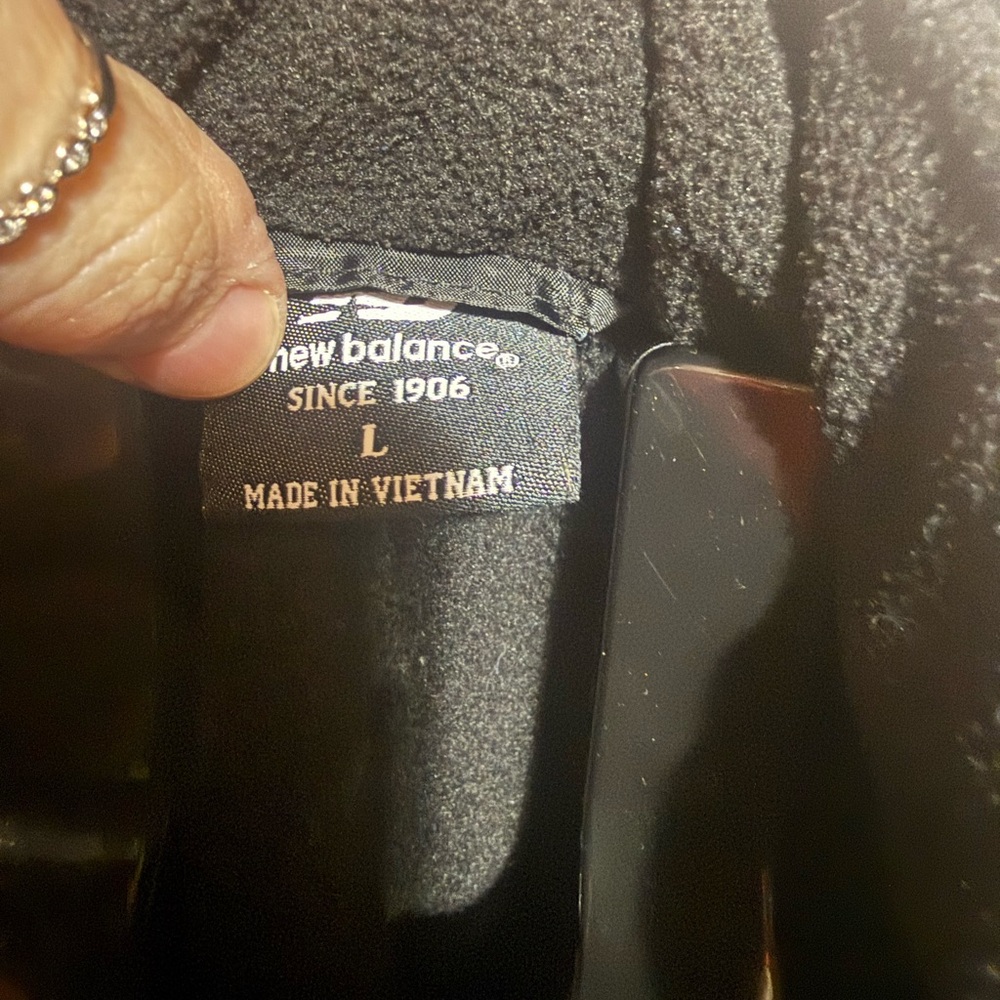 New Balance Women's Black Ski Jacket - Picture 4 of 4